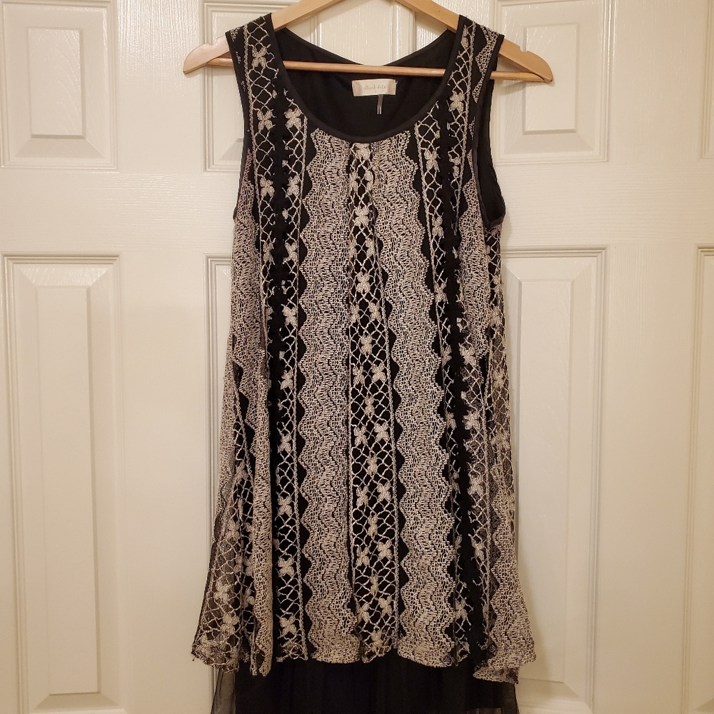Black/Beige Dress with Back Bow Detailing